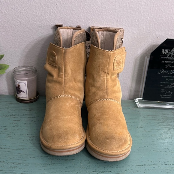 Sorel Shoes - Sorel Boots SZ 8.5